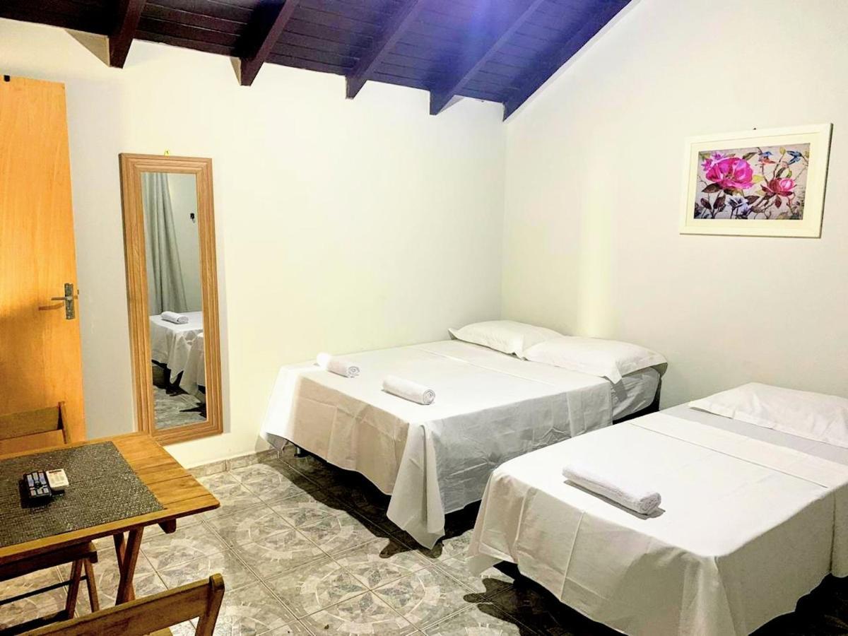 Flor Do Pequi Bed & Breakfast Chapada dos Guimarães Екстериор снимка